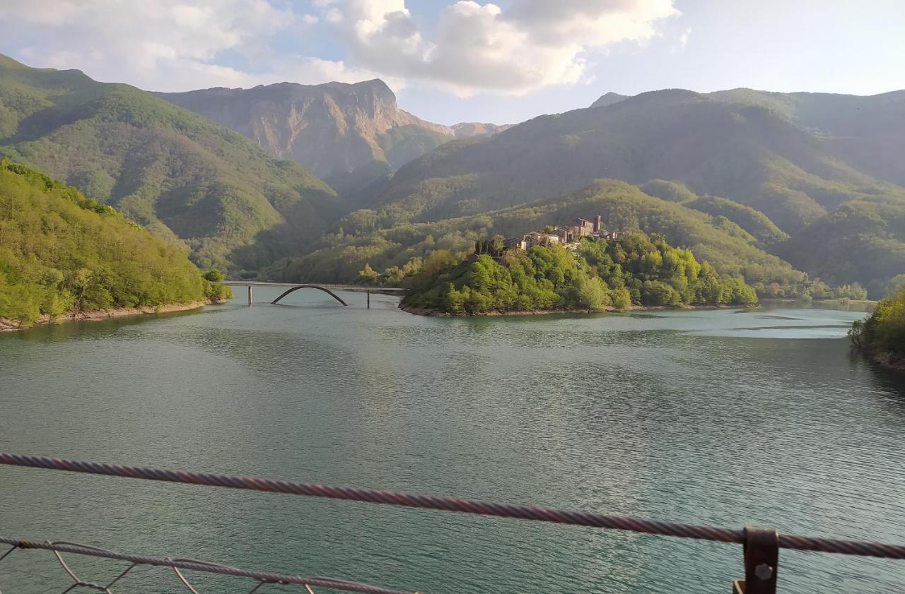 Al Colletto - Con Terrazza Panoramica In Centro Storico * Vagli di Sotto